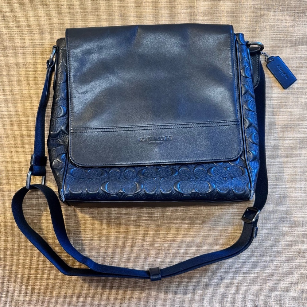 Coach Black Embossed Signature Leather Flap Messenger Crossbody Bag